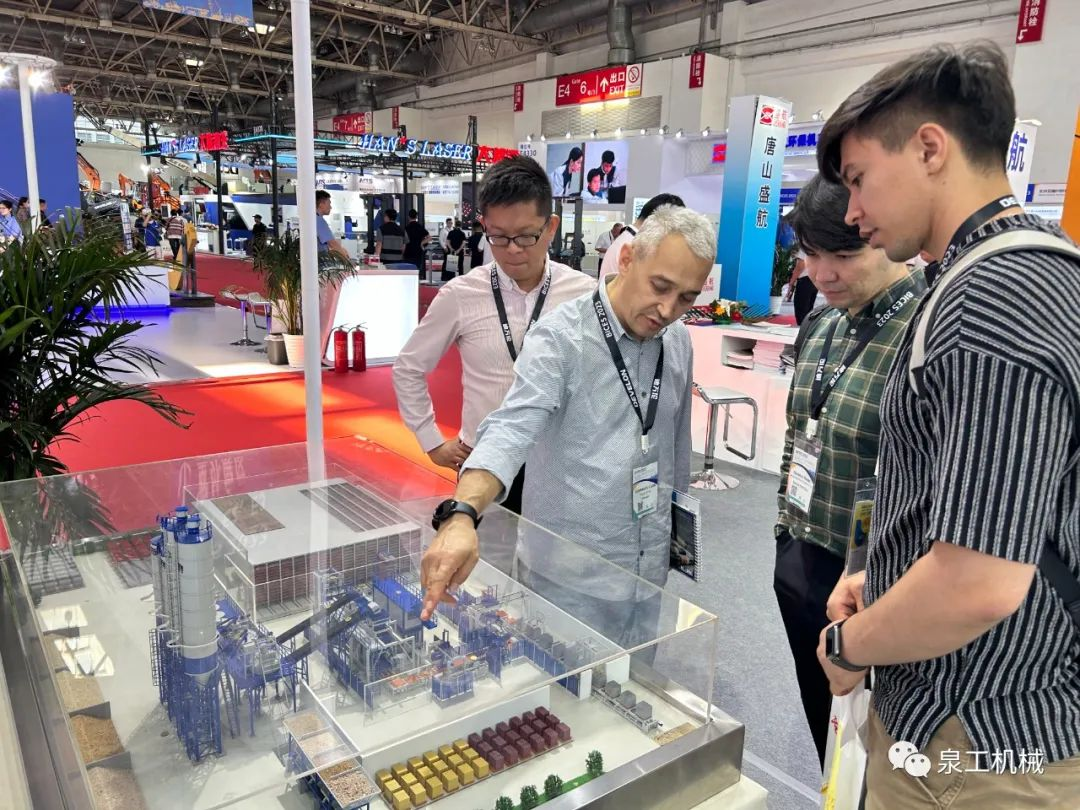 BICES 2023丨綠色裝備，智造未來！泉工股份閃耀北京工程機(jī)械展
